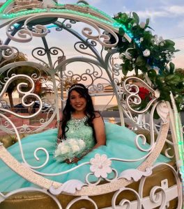 Cinderella Quinceanera Carriage Rental CA by Cindy Cinderella Carriage